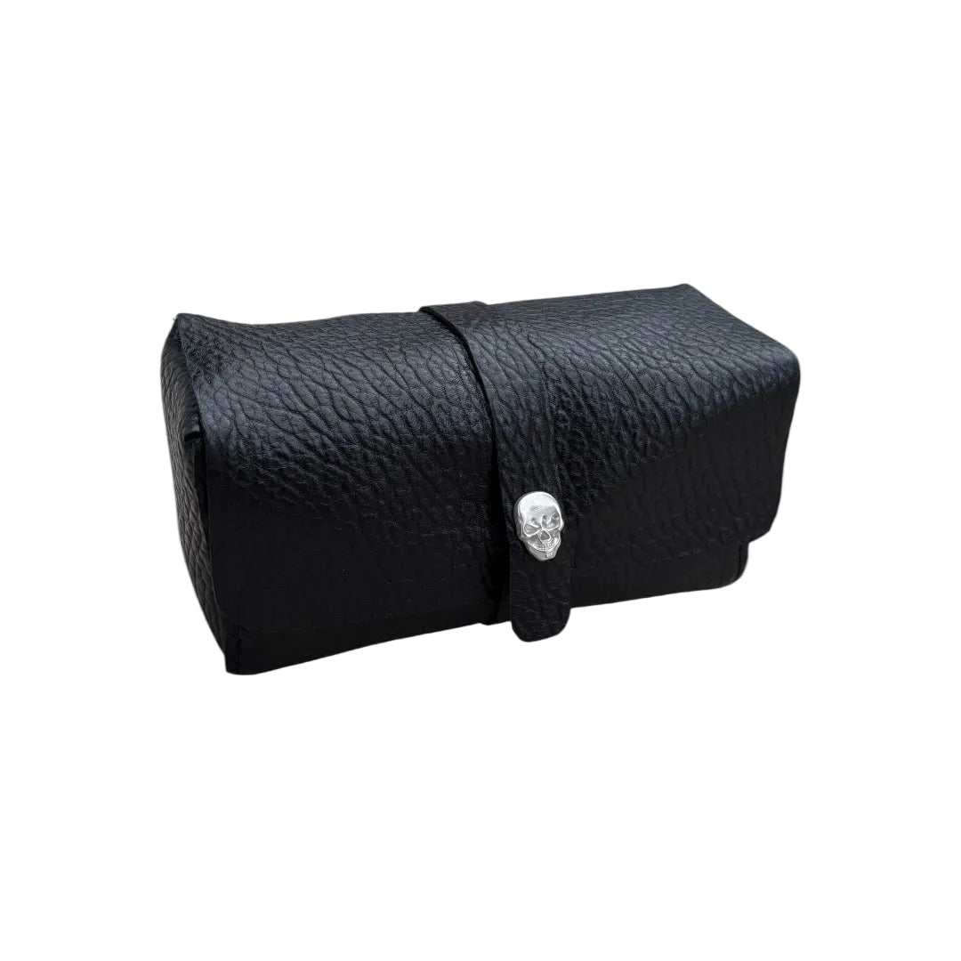 CHILD OF VNVRCHY SKULL HEAD TOILETRY BAG